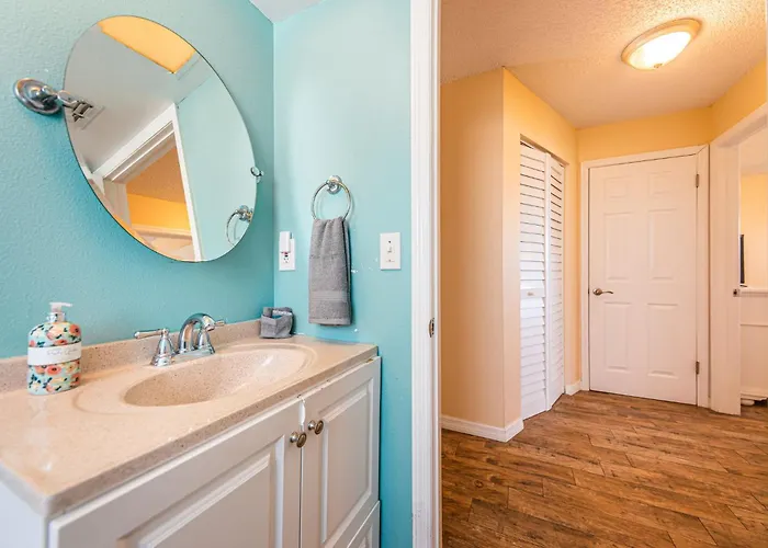New Listing Stunning View Cypress Beachfront Apartment *