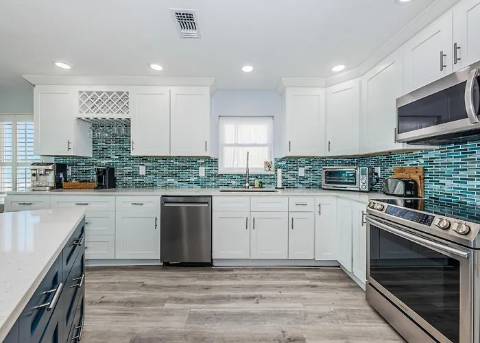 Apartment New Listing Stunning View Cypress Beachfront