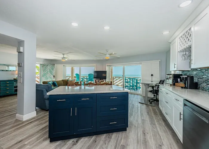 New Listing Stunning View Cypress Beachfront *